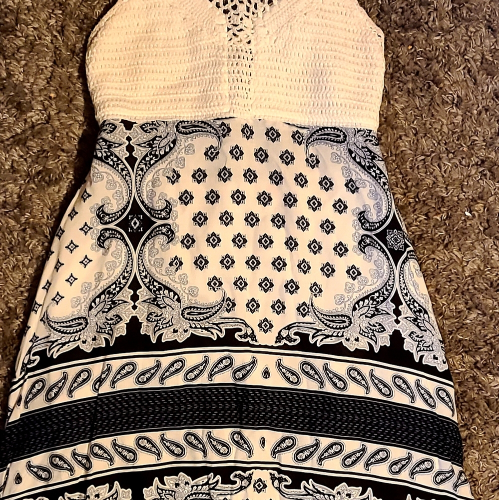 Maxi Dress - Picture 5 of 8